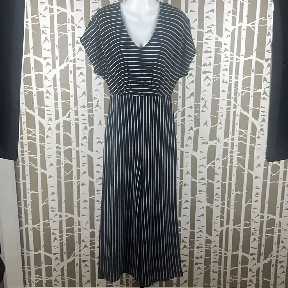 Altar'd State Striped Ribbed Knit Cropped V-Neck Jumpsuit M